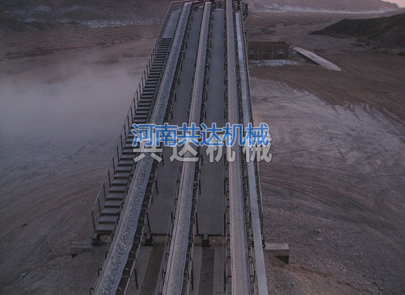 公司承建的礦石破碎、篩分、輸送生產(chǎn)線